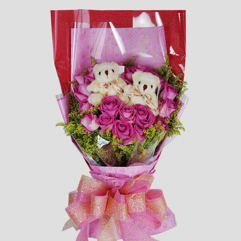 【巧繪網—浪漫傳情花束】FR040071妳在我心裡‧20朵紫天王玫瑰 ‧2隻六吋可愛小熊