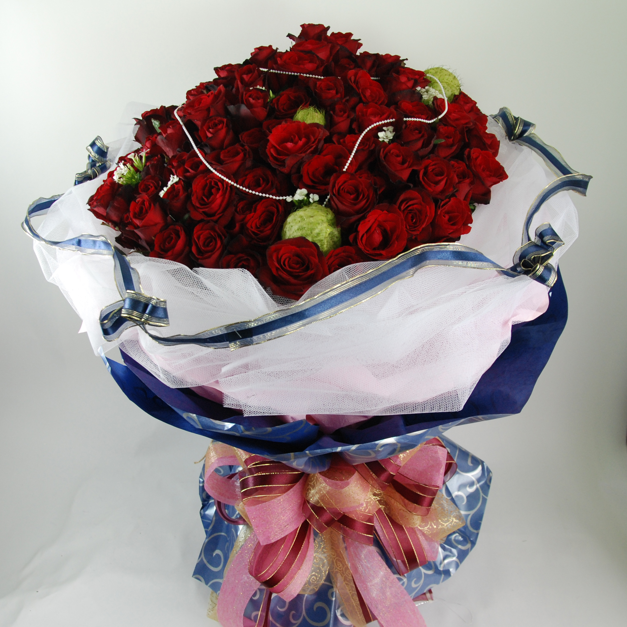 【巧繪網-FR001046繽紛飛舞】=99朵紅玫瑰+精緻包裝=告白花束/求婚花束/網路花店
