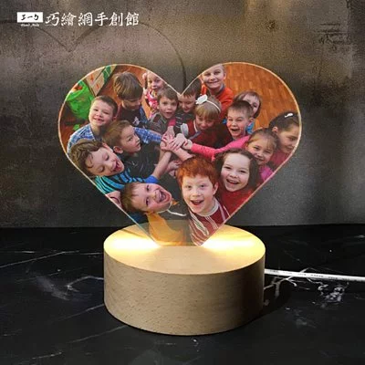 graduation-custom-acrylic-lamp-heart 客製壓克力小夜燈 情人節 送禮 禮品| 畢業季送禮推薦